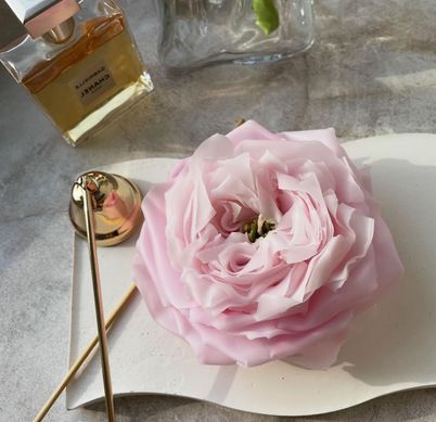 Віск бджолиний Flower Wax, #7 (суміш) відбілений для ліплення свічок &ndash; квітів та формових свічок, вайнеров, воскового паперу. 1 кг
