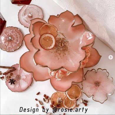 Смола эпоксидная Crystal Art Resin 3. (Уп. на выбор 0,4-0,8 кг), средней вязкости. Для картин и молдов. Уп. 400 г