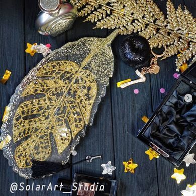 Смола эпоксидная Crystal Art Resin 3. (Уп. на выбор 0,4-0,8 кг), средней вязкости. Для картин и молдов. Уп. 400 г
